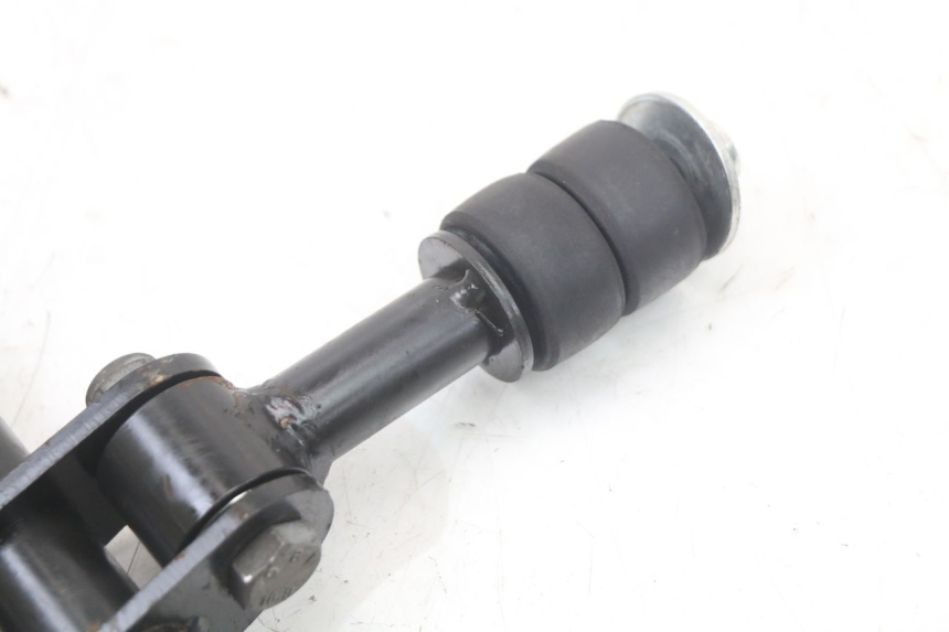 photo de ENGINE MOUNT PIAGGIO MP3 HPE 350 (2018 - 2020) - Technical close-up