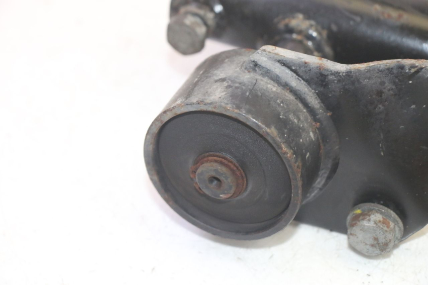 photo de ENGINE MOUNT PIAGGIO MP3 HPE 350 (2018 - 2020) - Technical close-up