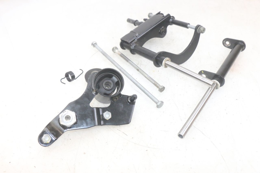 photo de ENGINE MOUNT PIAGGIO MP3 HPE 300 (2019 - 2026) - Main view