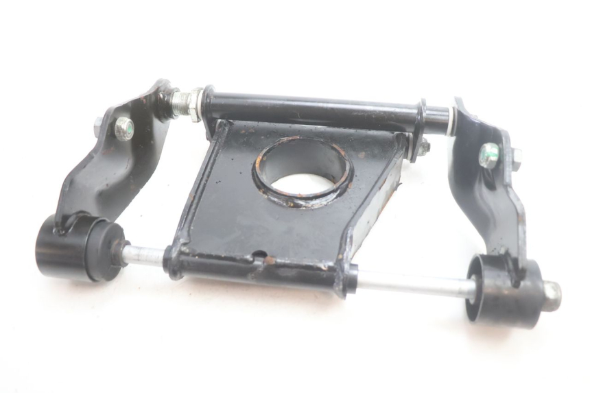 photo de ENGINE MOUNT PIAGGIO MP3 HPE 530 (2022 - 2026) - Zoom on usage condition