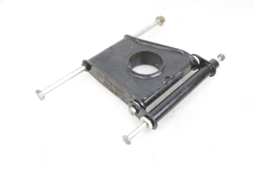 photo de ENGINE MOUNT PIAGGIO MP3 LT 400 (2007 - 2012) - Technical close-up