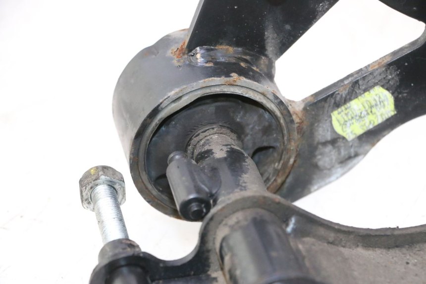 photo de ENGINE MOUNT PIAGGIO MP3 LT 300 (2010 - 2016) - Product overview
