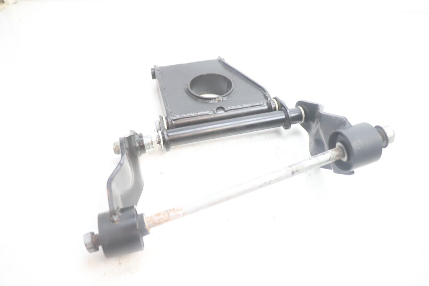 photo de ENGINE MOUNT PIAGGIO MP3 500 (2011 - 2015) - Zoom on usage condition