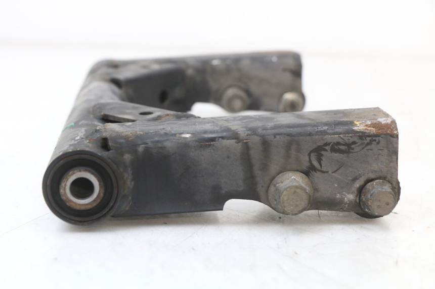 photo de ENGINE MOUNT MBK MW TRYPTIK 125 (2014 - 2016) - Fixing points details