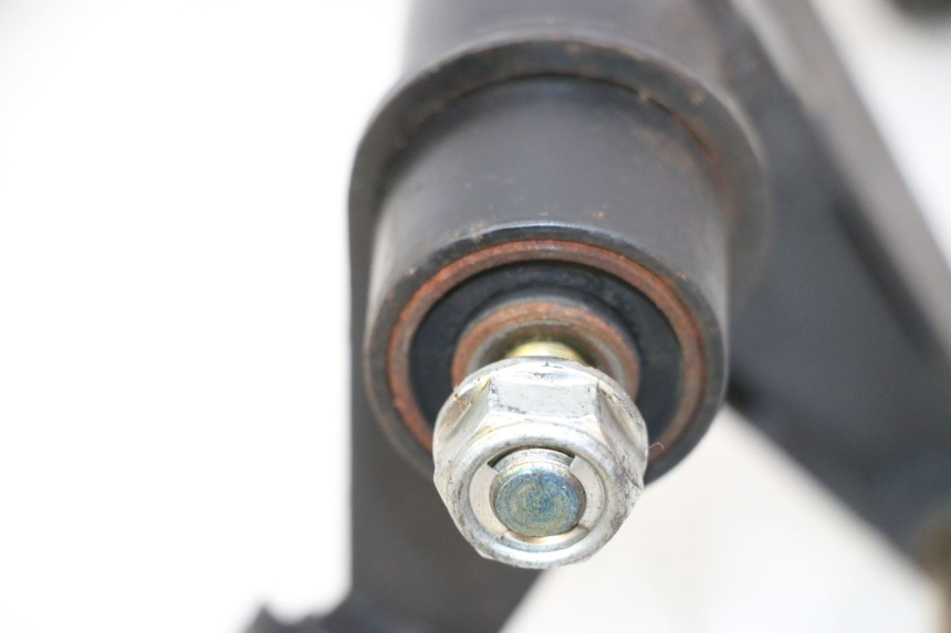 photo de ENGINE MOUNT KYMCO LIKE 4T 50 (2019 - 2025) - Zoom on usage condition