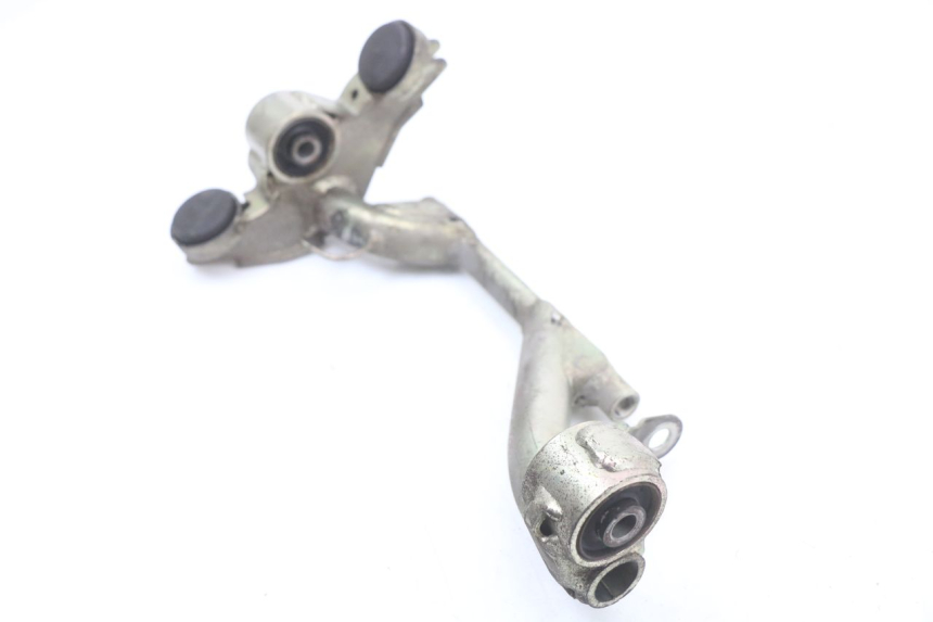 photo de ENGINE MOUNT HONDA PCX (JF28) 125 (2009 - 2011) - Technical close-up