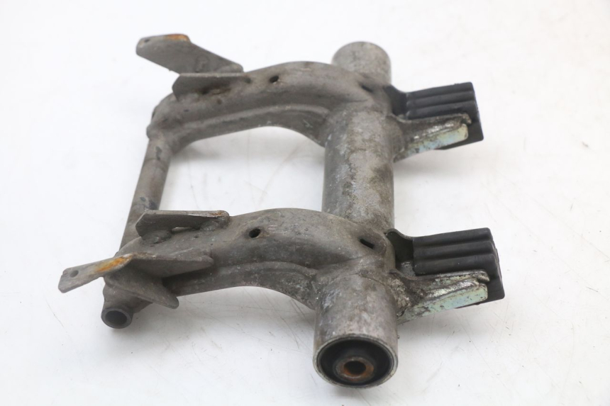 photo de ENGINE MOUNT HONDA PCX (JF47) 125 (2012 - 2013) - Zoom on usage condition