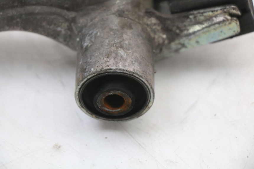 photo de ENGINE MOUNT HONDA PCX (JF47) 125 (2012 - 2013) - Alternative perspective