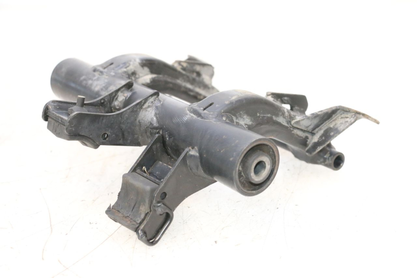 photo de ENGINE MOUNT HONDA PCX (JF57/JF64) 125 (2014 - 2018) - Fixing points details