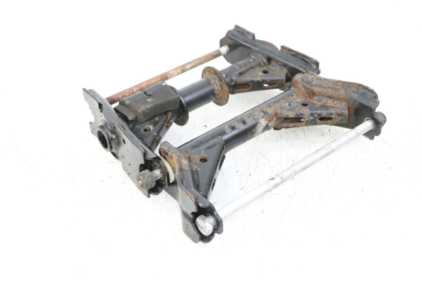 photo de ENGINE MOUNT PEUGEOT SATELIS COMPRESSOR K15 125 (2006 - 2009) - Component detail