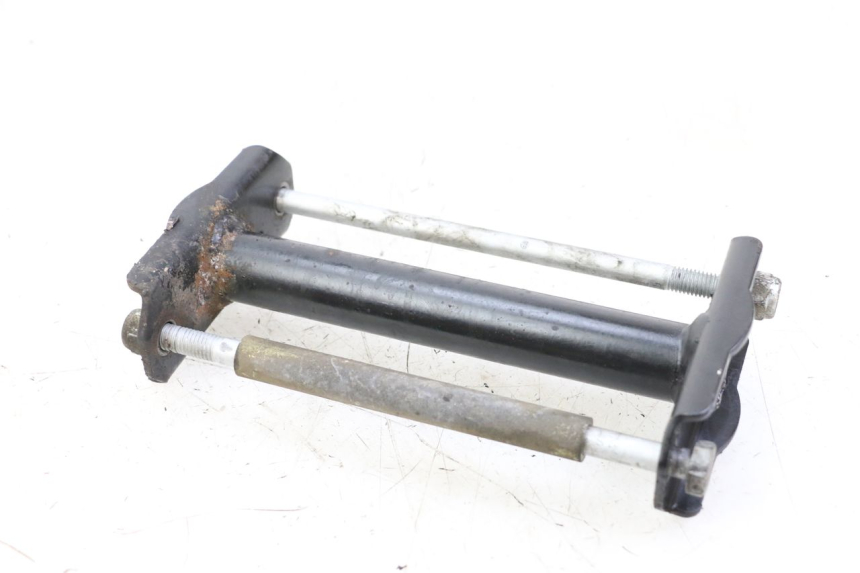 photo de ENGINE MOUNT PEUGEOT TREKKER TKR 50 (2005 - 2014) - Component detail