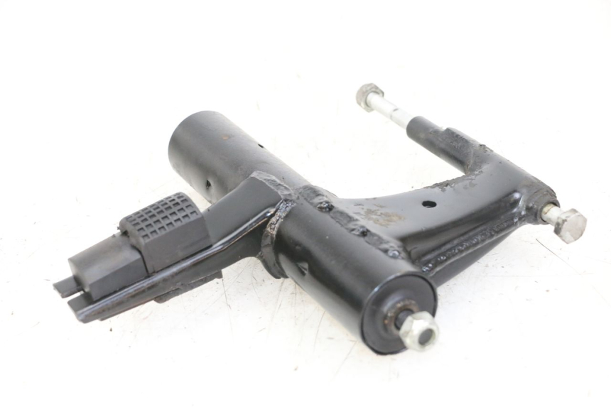 photo de ENGINE MOUNT PIAGGIO NEW TYPHOON 50 (2010 - 2017) - Zoom on usage condition