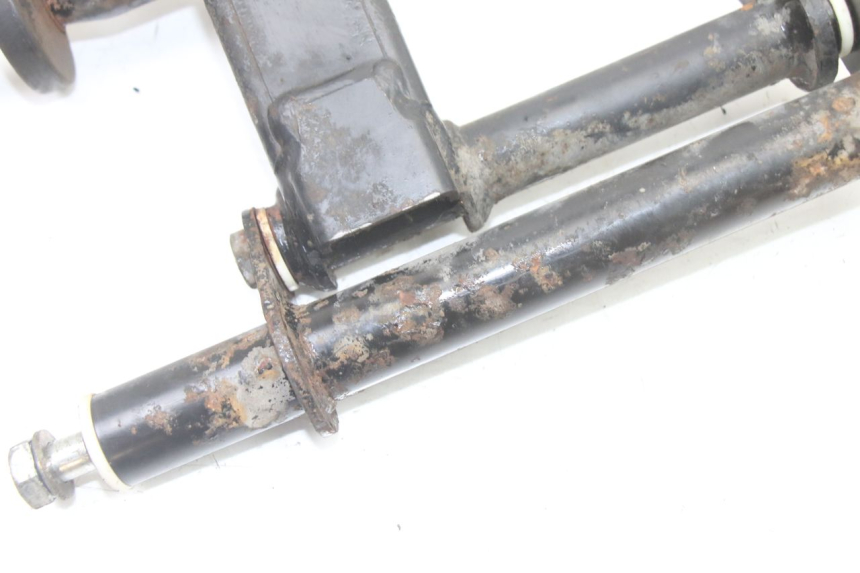 photo de ENGINE MOUNT PIAGGIO VESPA GRANTURISMO 125 (2003 - 2007) - Product overview