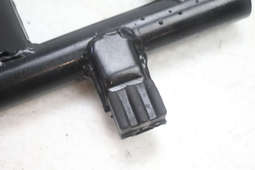 photo de ENGINE MOUNT JM MOTORS R-MAX TECH 50 (2024 - 2026) - Component detail