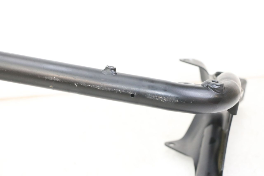 photo de ENGINE MOUNT ROYAL ENFIELD SCRAM 411 (2022 - 2024) - Zoom on usage condition