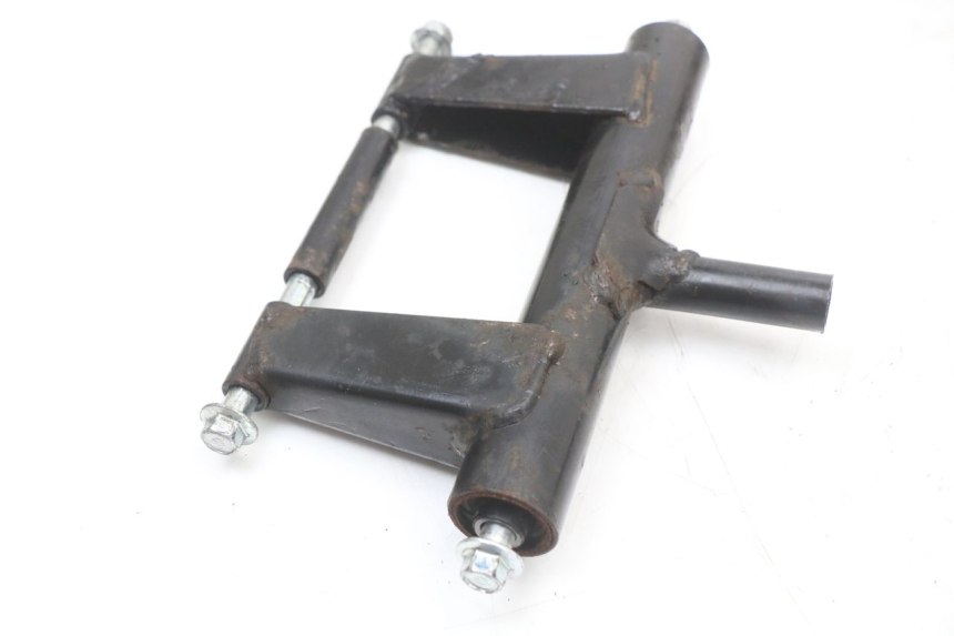 photo de ENGINE MOUNT JM MOTORS SANTANA 50 (2014 - 2023) - Alternative perspective