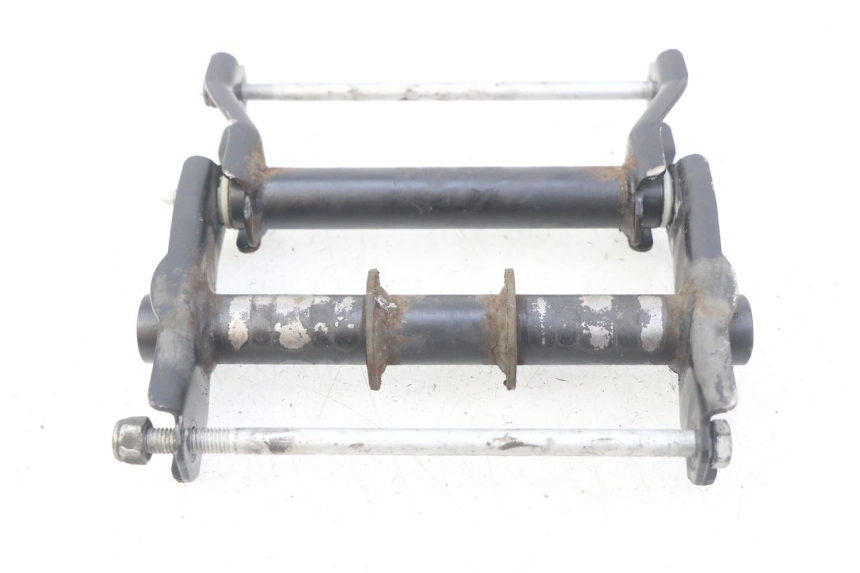 photo de ENGINE MOUNT PEUGEOT SATELIS 125 (2006 - 2009) - Alternative perspective