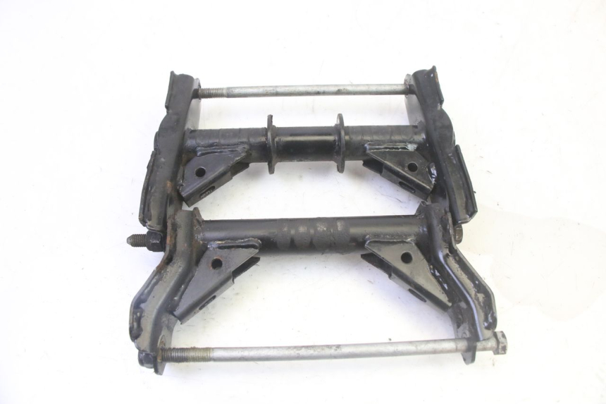 photo de ENGINE MOUNT PEUGEOT SATELIS 125 (2013 - 2018) - Main view