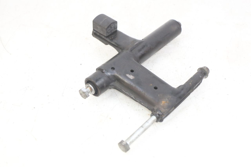 photo de ENGINE MOUNT APRILIA SCARABEO 100 (2003 - 2012) - Component detail