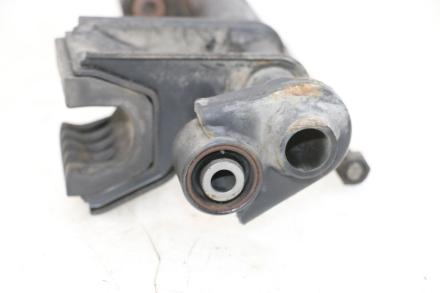 photo de ENGINE MOUNT PEUGEOT SPEEDFIGHT 4 4T EFI 50 (2021 - 2025) - Zoom on usage condition