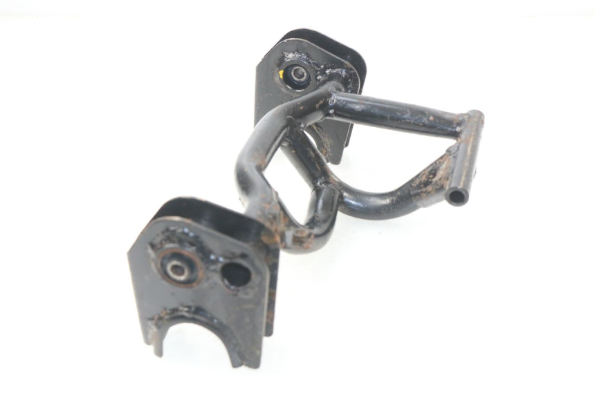 photo de ENGINE MOUNT RAZZO STEED 125 (2012 - 2018) - Component detail
