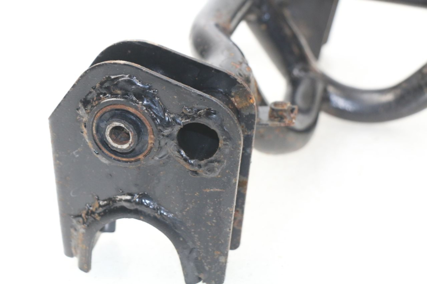 photo de ENGINE MOUNT RAZZO STEED 125 (2012 - 2018) - Zoom on usage condition
