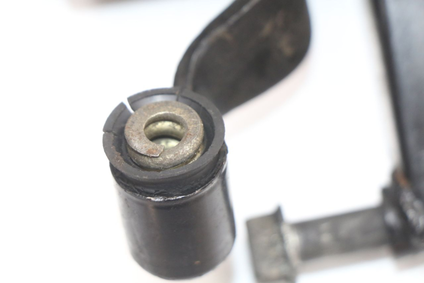 photo de ENGINE MOUNT KYMCO SUPER 8 4T 50 (2021 - 2024) - Alternative perspective