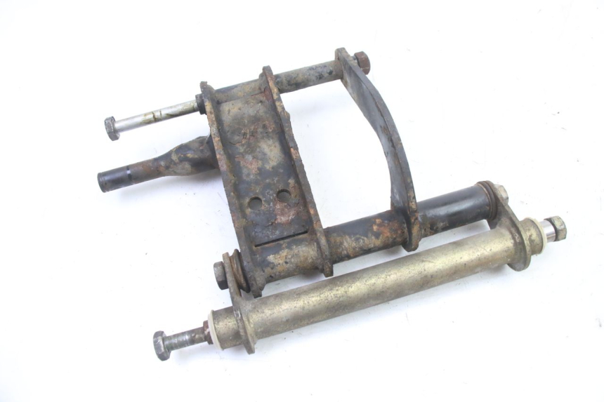 photo de ENGINE MOUNT PIAGGIO SUPER LX 125 (2000 - 2003) - Zoom on usage condition