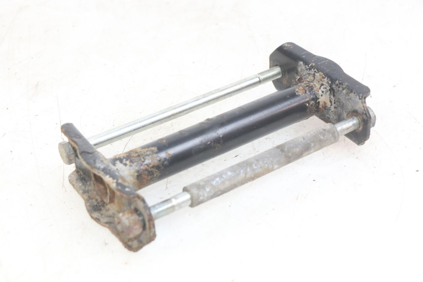 photo de ENGINE MOUNT PEUGEOT TREKKER 50 (1998 - 2004) - Zoom on usage condition