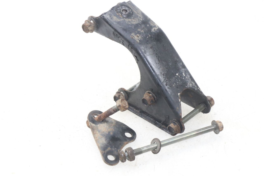 photo de ENGINE MOUNT YAMAHA TW 125 (1998 - 2002) - Component detail