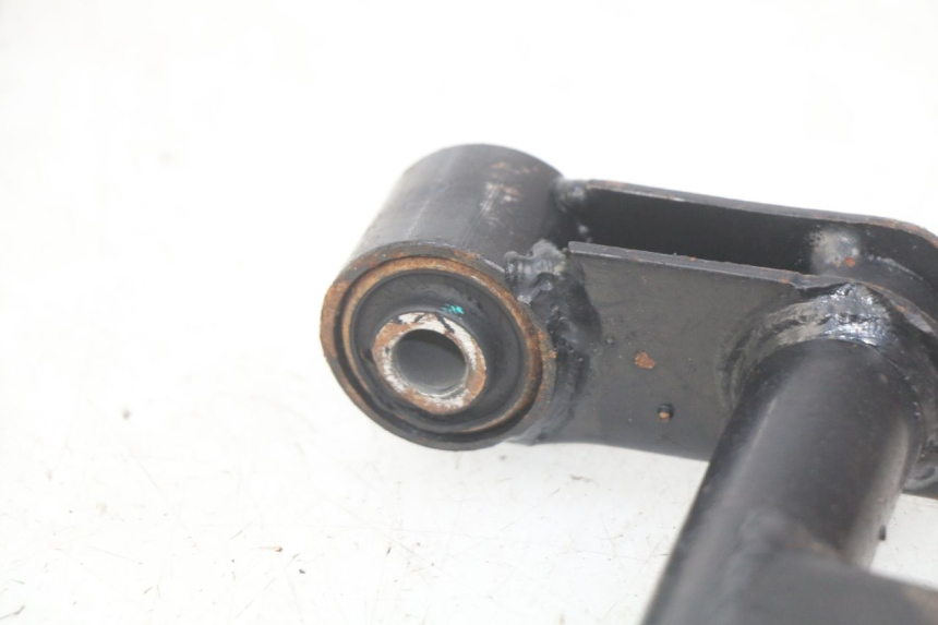 photo de ENGINE MOUNT PEUGEOT TWEET 4T 50 (2010 - 2014) - Zoom on usage condition