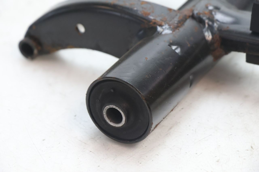 photo de ENGINE MOUNT PIAGGIO TYPHOON 50 (2000 - 2009) - Component detail
