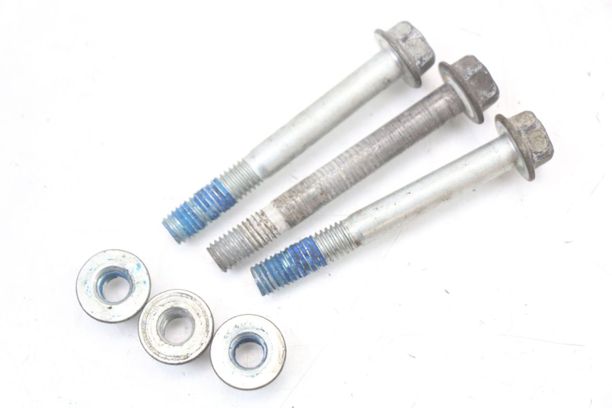 photo de ENGINE MOUNT SUZUKI VL INTRUDER 125 (2004 - 2007) - Alternative perspective