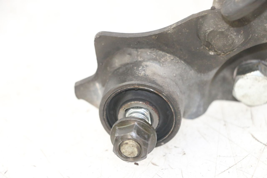 photo de ENGINE MOUNT YAMAHA WHY 50 (1998 - 2000) - Zoom on usage condition