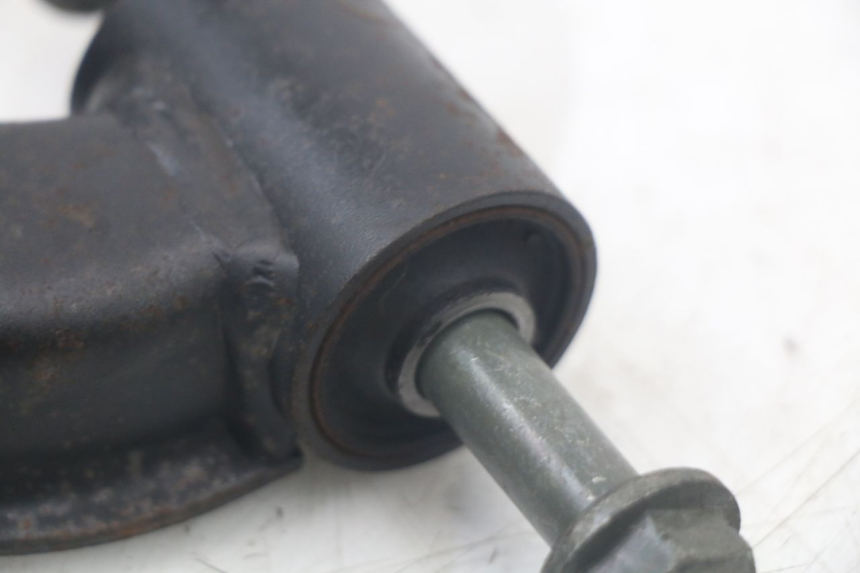 photo de ENGINE MOUNT YAMAHA XMAX X-MAX 125 (2006 - 2009) - Alternative perspective