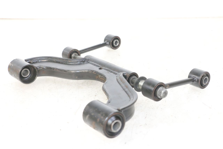 photo de ENGINE MOUNT YAMAHA X-MAX XMAX 125 (2010 - 2013) - Surface and material condition
