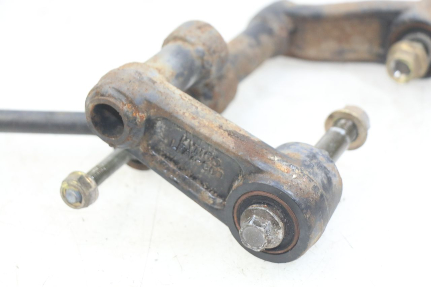 photo de ENGINE MOUNT KYMCO X-TOWN XTOWN 125 (2016 - 2021) - Fixing points details