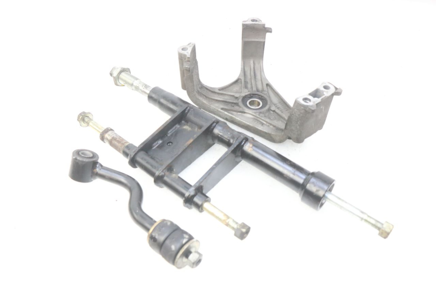 photo de ENGINE MOUNT PIAGGIO X9 EVOLUTION 500 (2003 - 2005) - Fixing points details