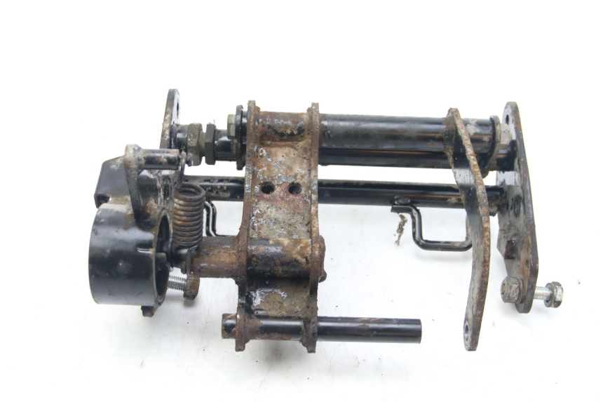 photo de ENGINE MOUNT PIAGGIO X9 EVOLUTION 125 (2003 - 2007) - Fixing points details