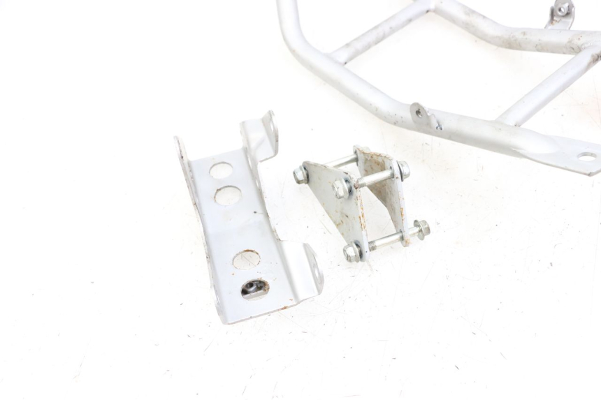 photo de ENGINE MOUNT HYOSUNG XRX 125 (2000 - 2008) - Alternative perspective