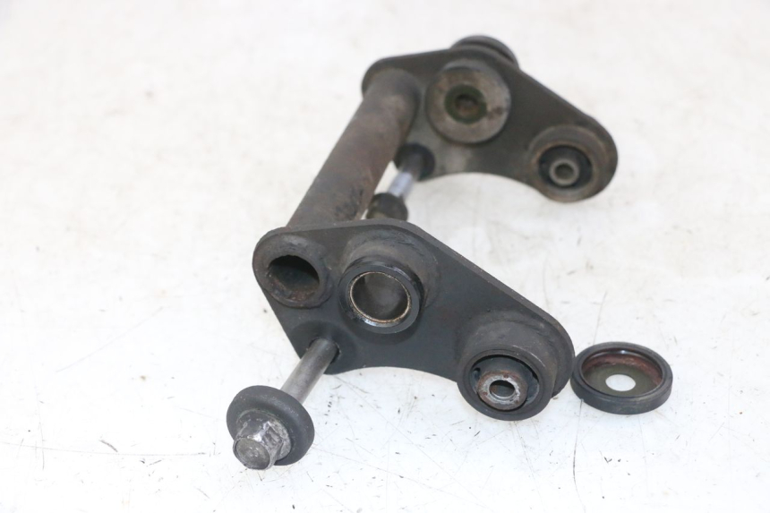 photo de ENGINE MOUNT YAMAHA FZS FAZER 600 (2001 - 2003) - Component detail