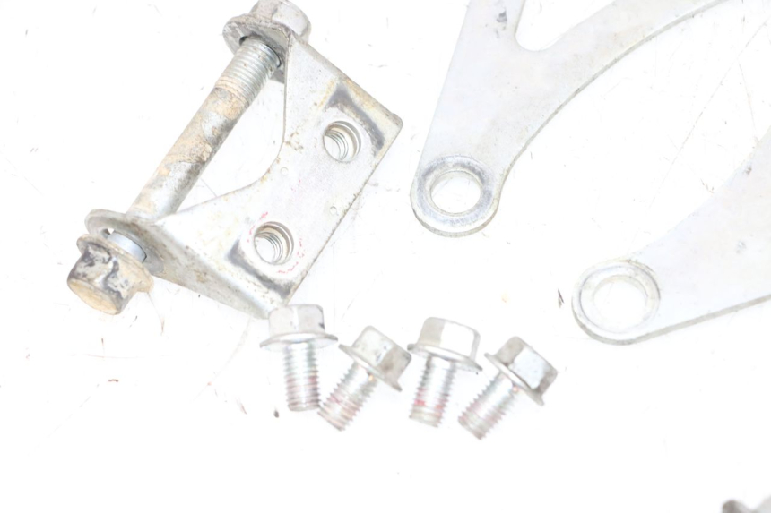 photo de ENGINE MOUNT YAMAHA YFM R RAPTOR 250 (2008 - 2014) - Alternative perspective