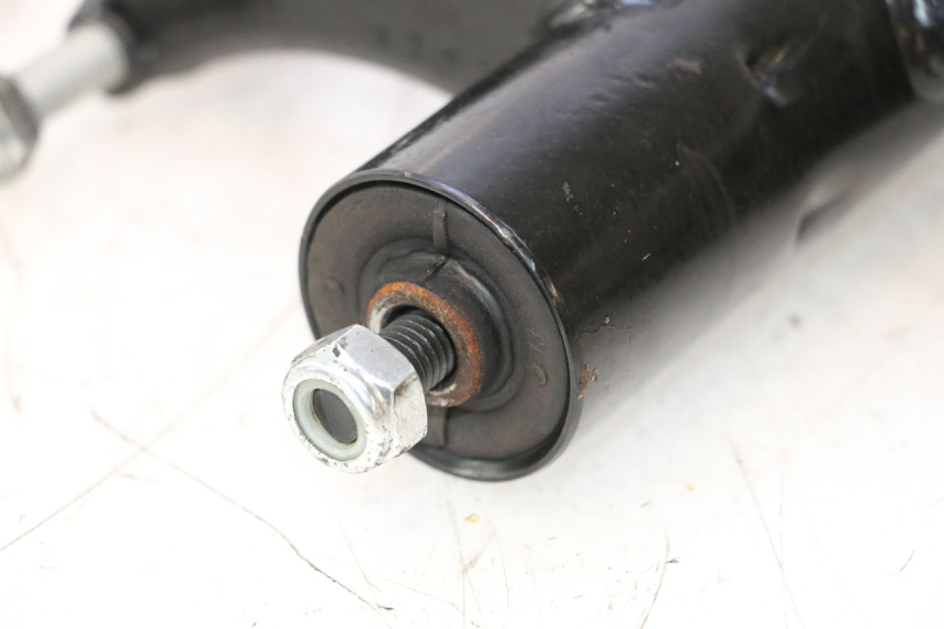 photo de ENGINE MOUNT PIAGGIO ZIP 2T 50 (2009 - 2019) - Alternative perspective