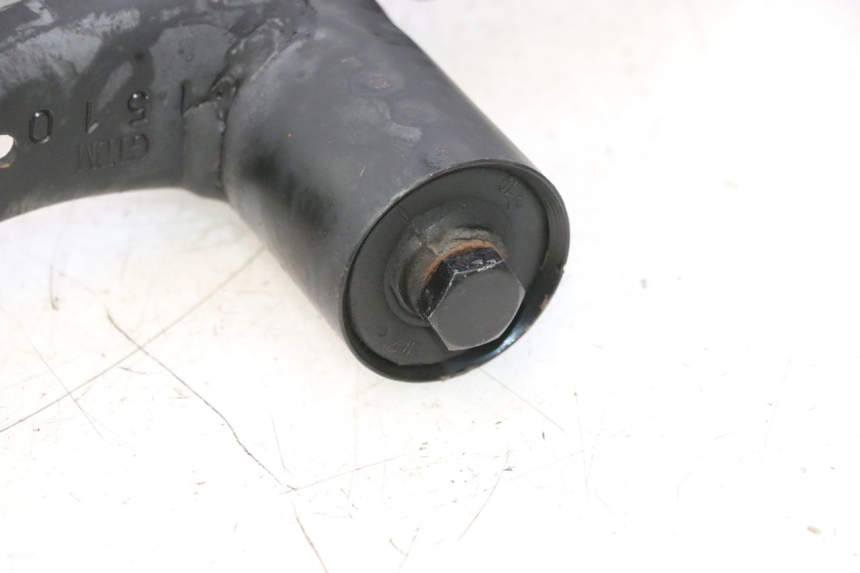 photo de ENGINE MOUNT PIAGGIO ZIP 2T 50 (2009 - 2019) - Alternative perspective