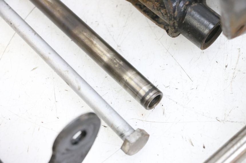 photo de ENGINE MOUNT PIAGGIO ZIP 4T 50 (2018 - 2020) - High-resolution close-up