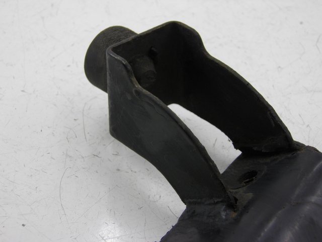 photo de EXHAUST MOUNT YAMAHA SR 125 (1982 - 2003) - Technical close-up