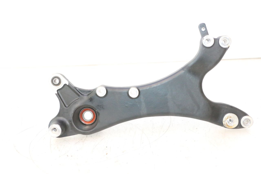 photo de EXHAUST MOUNT KYMCO AGILITY CITY 16P 125 (2015 - 2024) - Main view