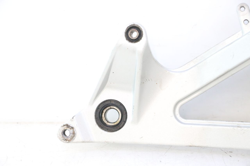 photo de EXHAUST MOUNT CF MOTO E-CHARM 125 (2005 - 2008) - Markings and original references