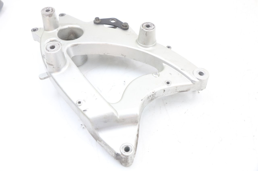 photo de EXHAUST MOUNT LONGJIA EASY MAX 125 (2020 - 2024) - Zoom on usage condition