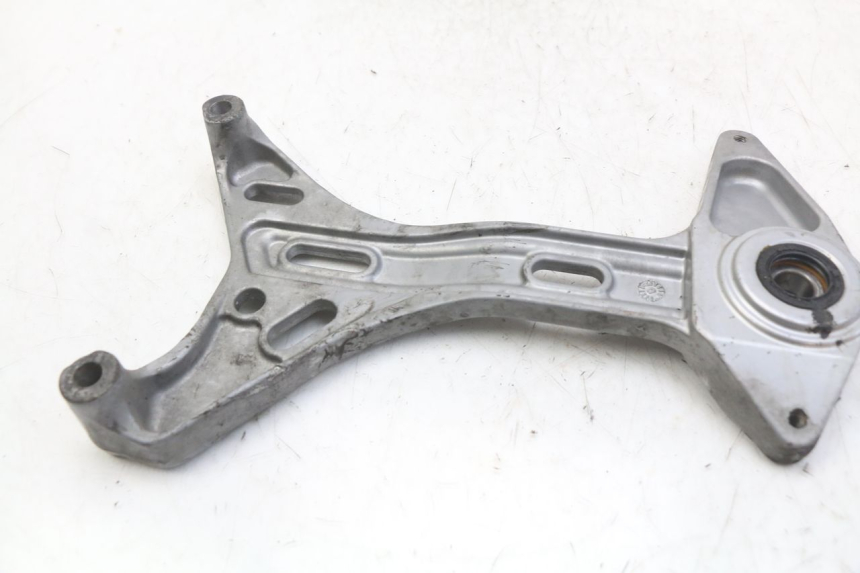 photo de POT SUPPORT HONDA FES PANTHEON 2T 125 (1998 - 2002) - Alternative perspective